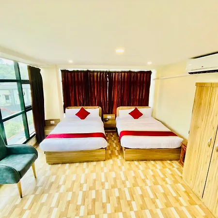 Pashupati Front Hotel