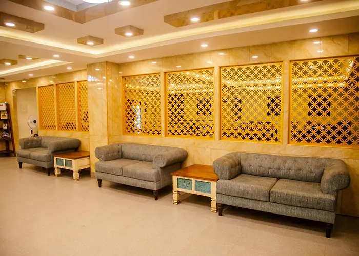 Hotel Pashupati Front