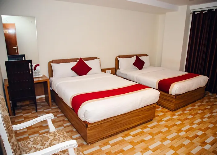 Pashupati Front Hotel 2*