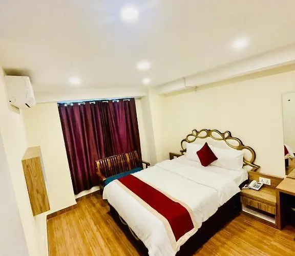 Pashupati Front Hotel